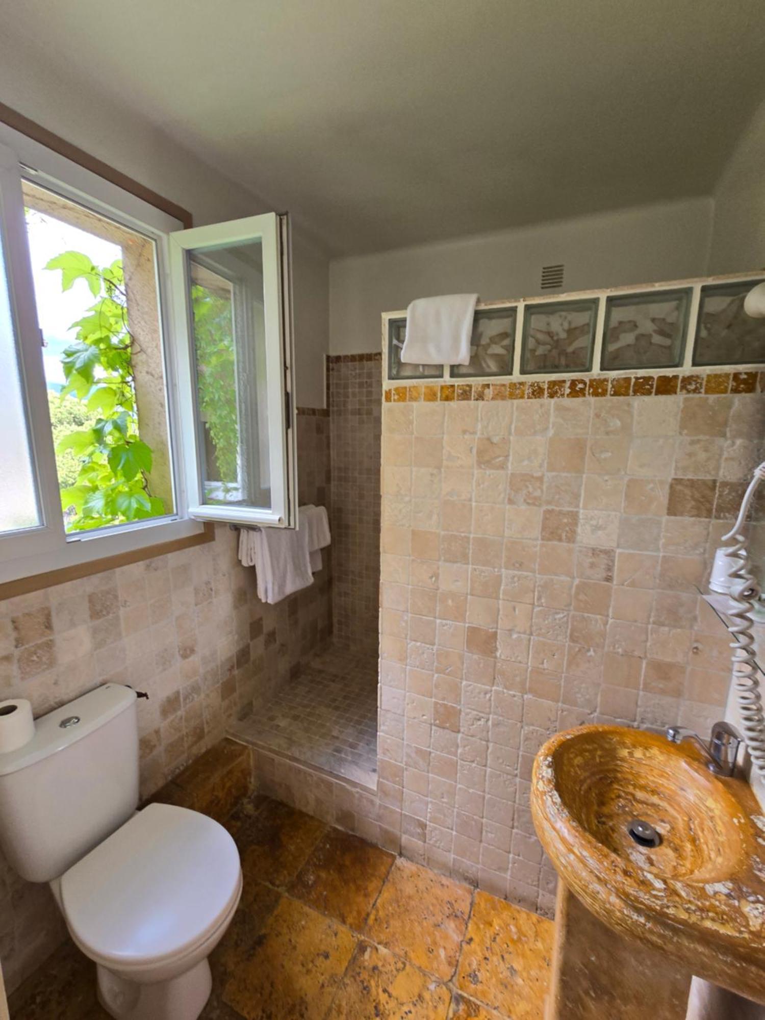 Auberge Les Aromes Grasse Exteriör bild